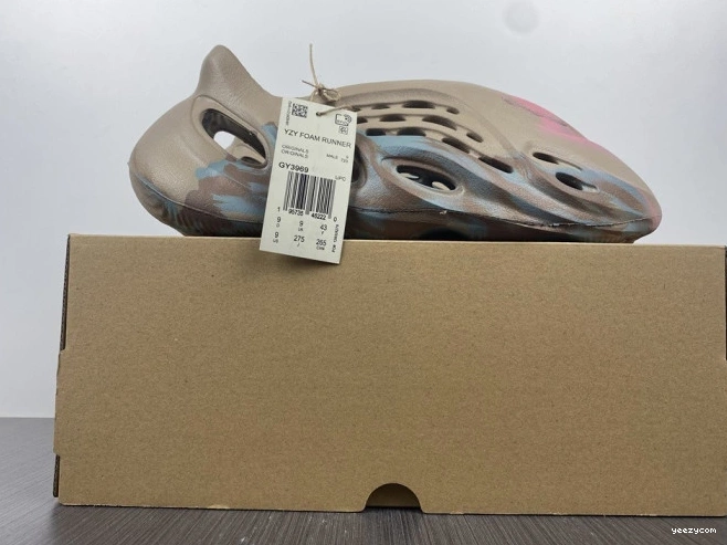 GY3969 Adidas Runner Foam Yeezy 1023